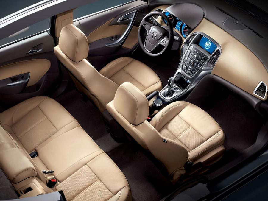  Buick Excelle GT 2010 года  (фото 8 из 16)